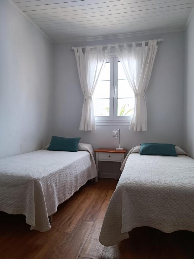 Bon Repos - B10, Apartamento Con Terraza En Cala'N Bosch กาลาเอนบอสช์ ภายนอก รูปภาพ
